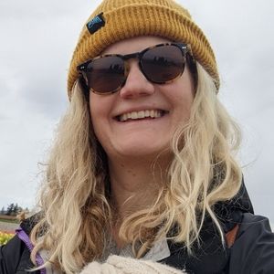 Meet your Posher, Lacey